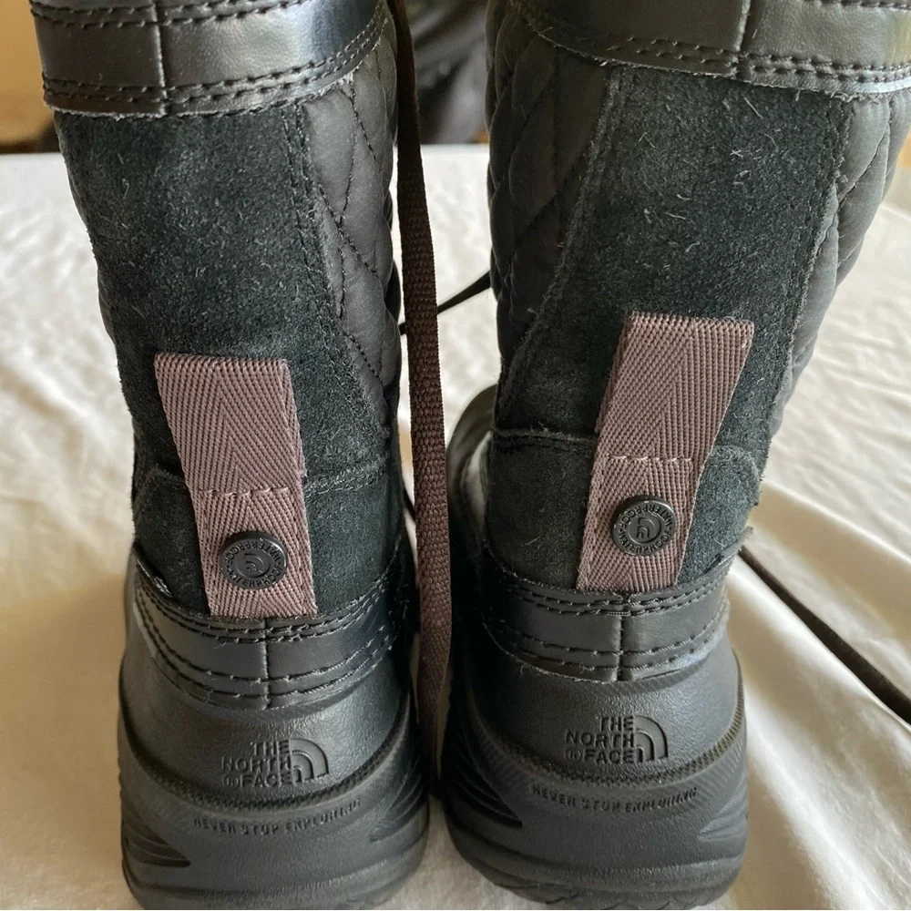The North Face Unisex Waterproof Kid’s Boots Size 12 Thermoball Fall Winter